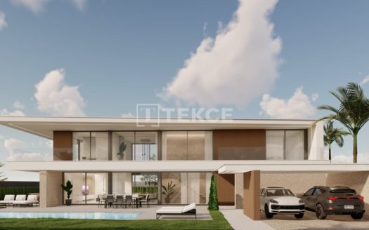 Luxury Properties near the Beach and Amenities in Cabo Roig