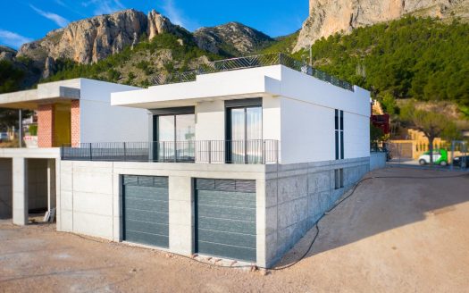Houses – Detached Villa in Alicante